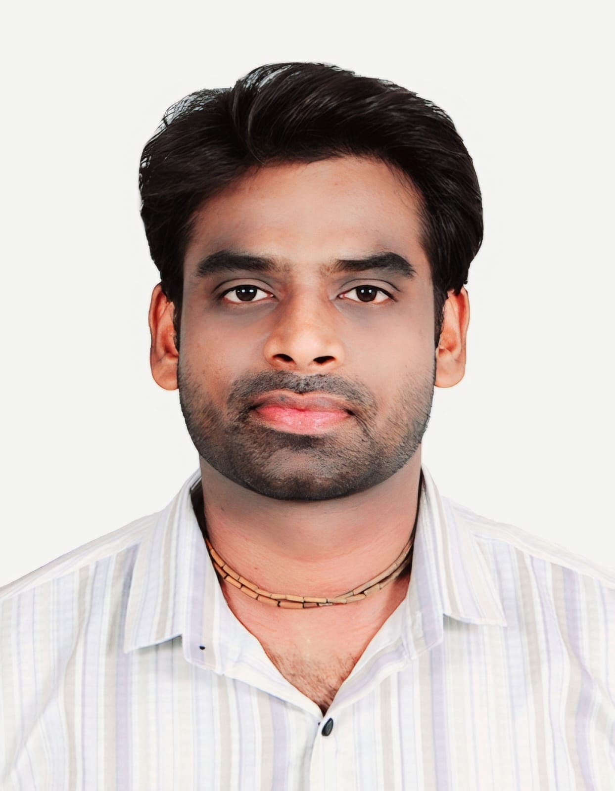 staff_img